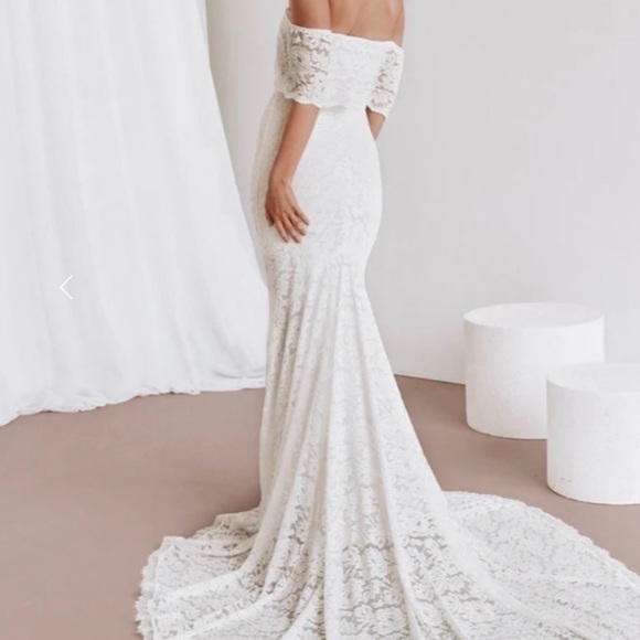 Grace Loves Lace White Wedding Dress - Picture 3 of 7